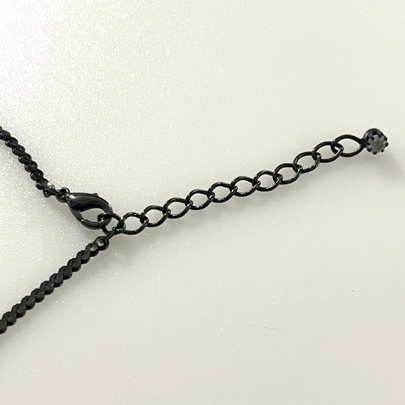 Vintage Iridescent Rhinestone Gunmetal Serpentine Chain Necklace - Picture 9 of 16